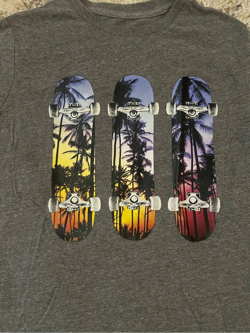 Old Navy Boys Skateboard Graphic T-Shirt (XL 14-16)